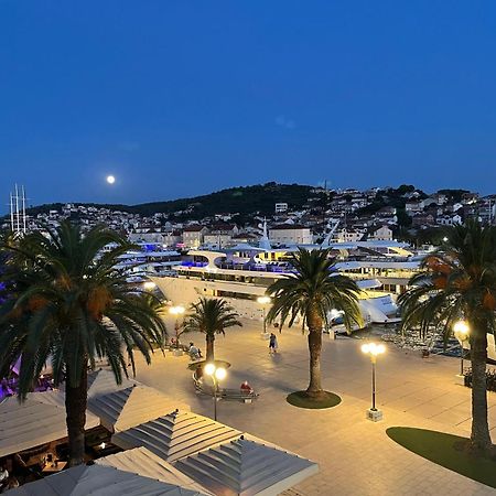 Dinka Old Town Apartment With Sea View Trogir Extérieur photo